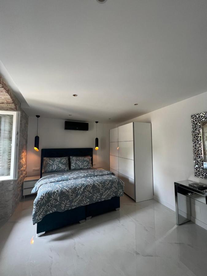 Madonna Apartment Split Exterior photo